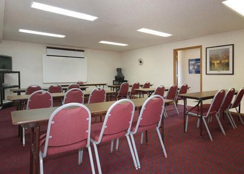 Americas Best Value Inn Knob Noster Facilidades foto